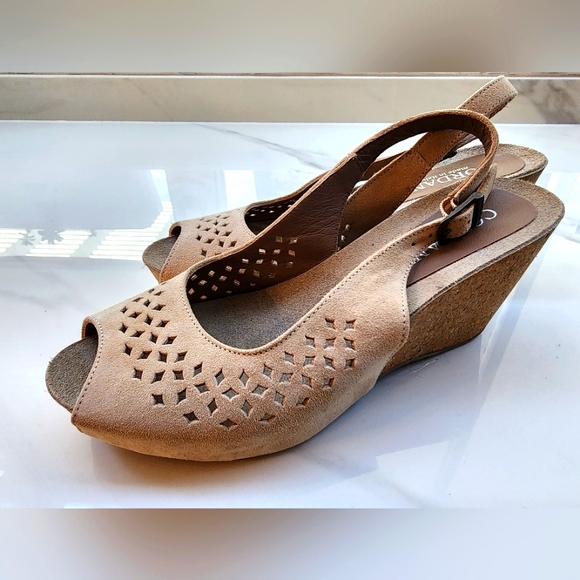 Cordani Italy Tan Suede Leather Cork Wedge size 40 US 8.5 - Picture 1 of 15